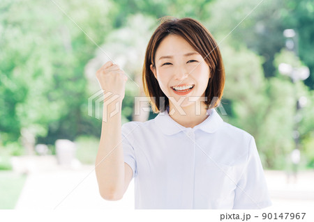 笑顔の看護師 笑顔の看護師 90147967