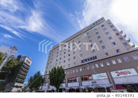 「高円寺」駅北口　ホテルメッツのビルディング 90148391