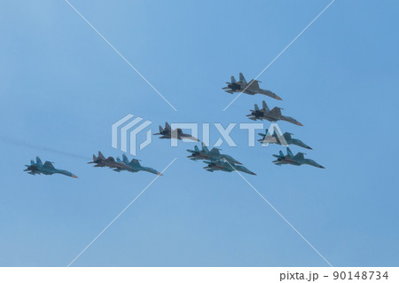 ロシア空軍戦闘機大編隊 90148734