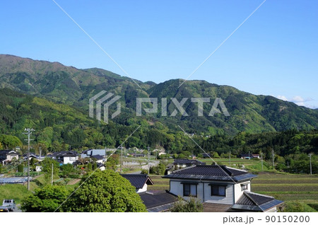 伊那谷の集落と伊那山脈【長野県駒ケ根市】 90150200