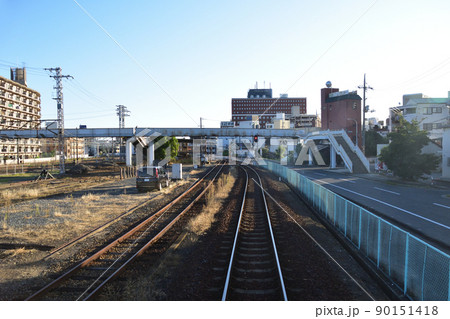 2021年。朝の水島臨海鉄道水島本線の風景 90151418