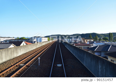 2021年。朝の水島臨海鉄道水島本線の風景 2021年。朝の水島臨海鉄道水島本線の風景 90151457