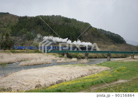 遠野猿ヶ石川橋梁を渡るSL銀河 遠野猿ヶ石川橋梁を渡るSL銀河 90156864