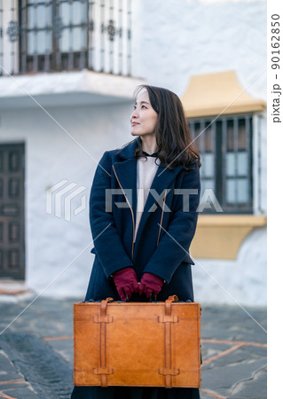 女子一人旅　志摩地中海村 90162850