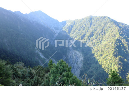 山脈 山岳 ヒルズ 90166127