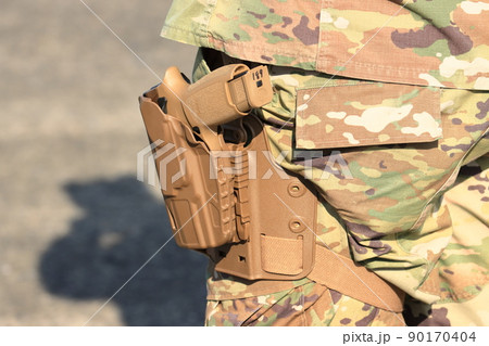 拳銃　米軍　兵士　 90170404