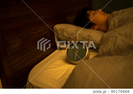various various 90170666