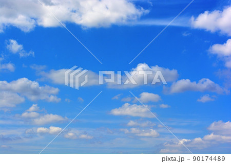 青空と雲 背景 青空と雲 背景 90174489