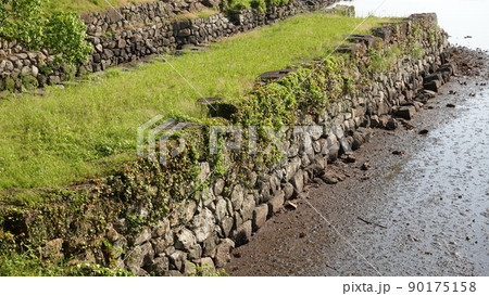 大村藩お船蔵跡(長崎県大村市:玖島城の船蔵) 大村藩お船蔵跡(長崎県大村市:玖島城の船蔵) 90175158