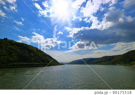 ドイツ　ライン川　周辺　クルーズ　ローレライ 90175518