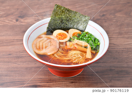 注意）湯気はレタッチ合成です。中華そば、醤油ラーメン、らーめん、しょう油ラーメン、中華麺、拉麺。 90176119