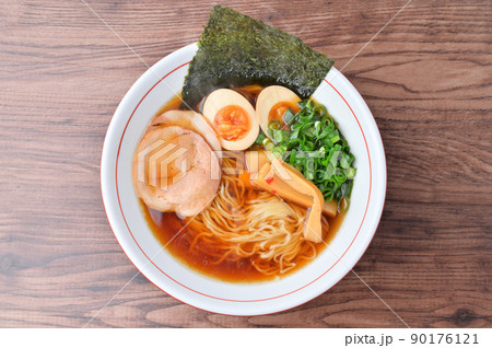 注意）湯気はレタッチ合成です。中華そば、醤油ラーメン、らーめん、しょう油ラーメン、中華麺、拉麺。 90176121