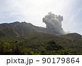 桜島の噴火　湯の平展望所からの眺望 90179864