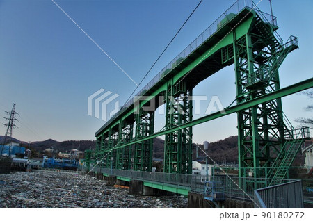 玉淀ダムと玉淀湖の流木 90180272