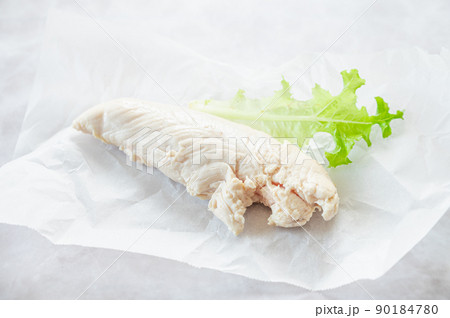 湯通ししたササミ 90184780