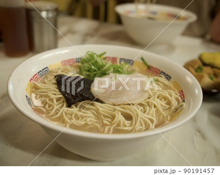 ラーメン らーめん 博多 久留米 豚骨 とんこつ ラーメン らーめん 博多 久留米 豚骨 とんこつ 90191457