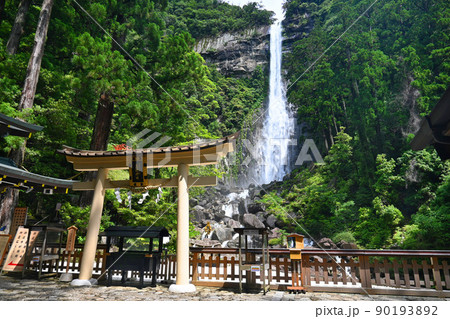 和歌山県の世界遺産那智の大滝と飛瀧神社 和歌山県の世界遺産那智の大滝と飛瀧神社 90193892