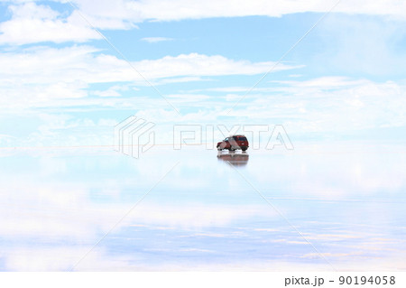 ウユニ塩湖 90194058