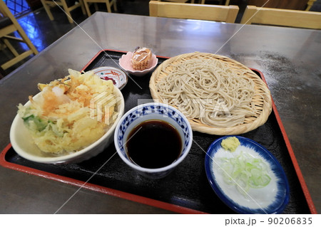 深大寺そば かき揚げ丼セット 深大寺そば かき揚げ丼セット 90206835