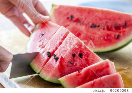 スイカ　夏の風物詩 90209098