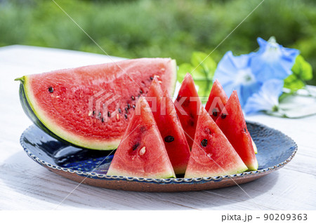 スイカ 夏の風物詩 スイカ 夏の風物詩 90209363