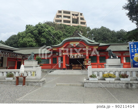 岐阜県岐阜市金町にあり金色の鳥居が有名な成務天皇の時代からある金神社(こがねじんじゃ) 岐阜県岐阜市金町にあり金色の鳥居が有名な成務天皇の時代からある金神社(こがねじんじゃ) 90211414