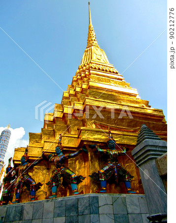 タイ・バンコク・エメラルド寺院(ワットプラケオ) タイ・バンコク・エメラルド寺院(ワットプラケオ) 90212776
