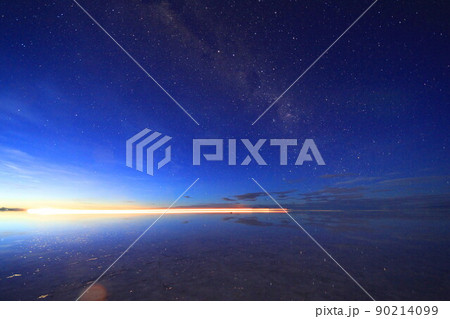 ウユニ塩湖 ウユニ塩湖 90214099