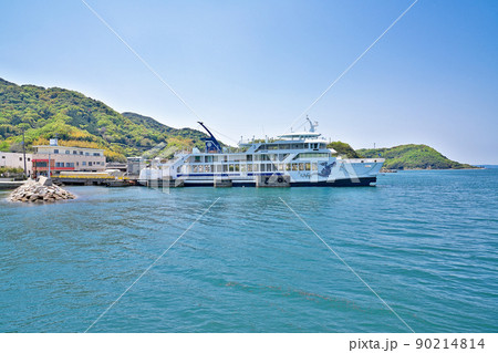 【小豆島 大部港】 香川県小豆郡土庄町大部 90214814