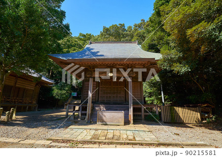 神奈川県大磯町の高来神社(たかくじんじゃ)の相殿（神輿殿） 90215581