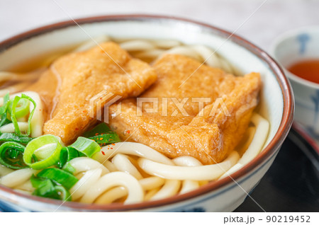 家庭料理 きつねうどん 家庭料理 きつねうどん 90219452
