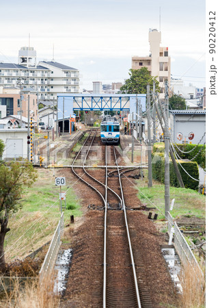 【徳島線】蔵本駅に停車する特急剣山 【徳島線】蔵本駅に停車する特急剣山 90220412