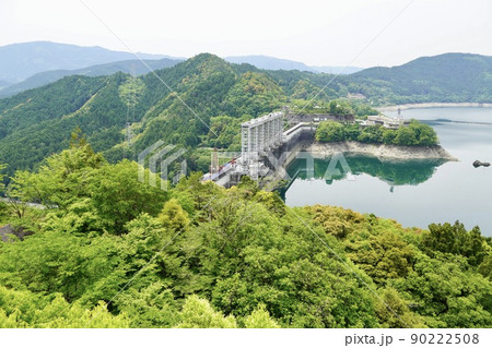 早明浦ダム左岸展望台からの眺め（高知県） 90222508