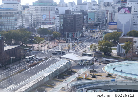 名古屋の中心地を俯瞰(オアシス21、久屋大通公園 愛知県 名古屋市 栄) 名古屋の中心地を俯瞰(オアシス21、久屋大通公園 愛知県 名古屋市 栄) 90226812