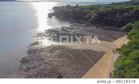 【空撮】石垣島 浦底湾 90228378
