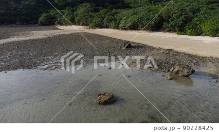 【空撮】石垣島 浦底湾 【空撮】石垣島 浦底湾 90228425