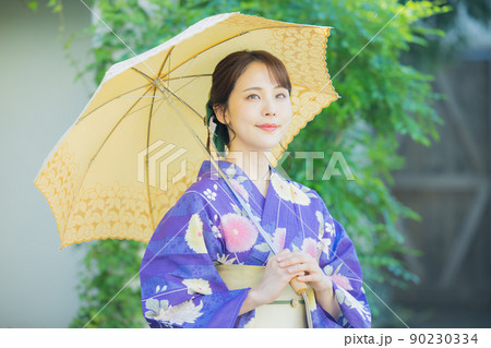 浴衣の女性　日傘 90230334