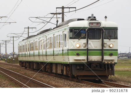 終焉近い信越本線115系(二次新潟色・快速) 終焉近い信越本線115系(二次新潟色・快速) 90231678
