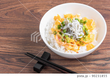 釜揚げシラス丼 90231855