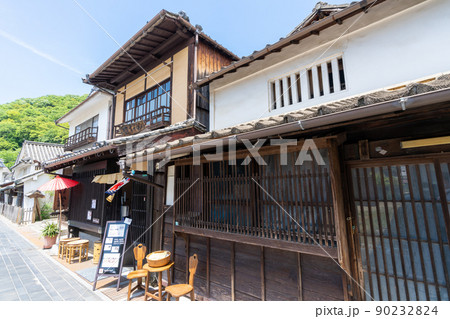 《広島県》たけはら町並み保存地区(重要伝統的建造物群保存地区) 90232824
