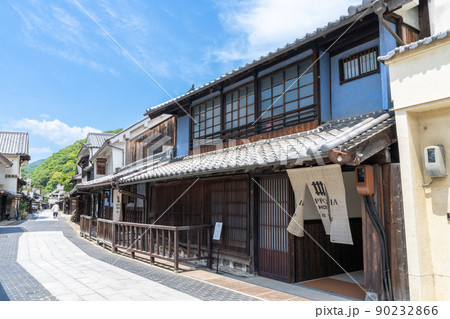 《広島県》たけはら町並み保存地区(重要伝統的建造物群保存地区) 90232866