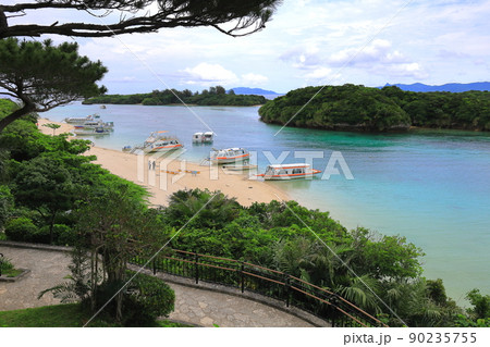沖縄・石垣島の絶景スポット 川平湾 沖縄・石垣島の絶景スポット 川平湾 90235755