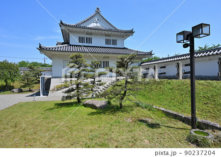 近江「水口城」「水口岡山城」の曲輪と石垣 90237204