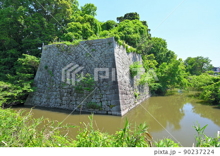 近江「水口城」「水口岡山城」の曲輪と石垣 90237224