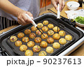 たこ焼き　ホットプレートでホームパーティー 90237613