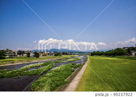 金沢の犀川の風景　【石川県風景】 90237922
