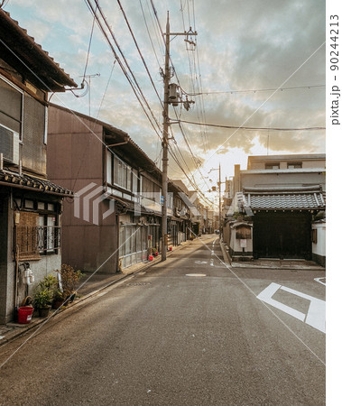 京都の街並み 90244213