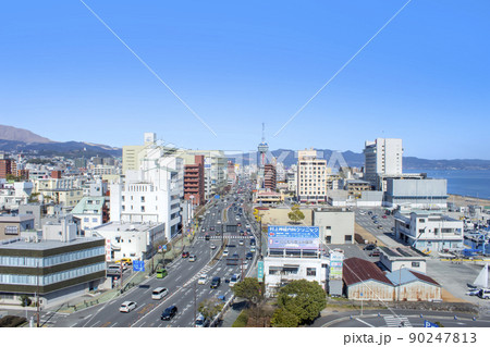 国道10号線と別府市街地 90247813