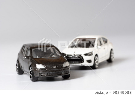 交通事故　あおり運転　危険運転　イメージ 90249088