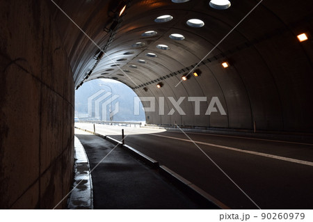 海岸道路のシェルター 海岸道路のシェルター 90260979
